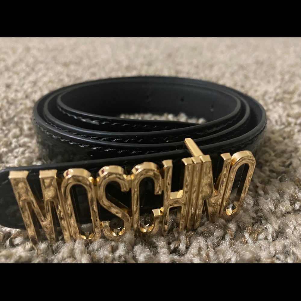 Moschino black belt